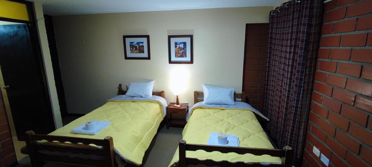 Mirador Backpackers B&B Уарас Экстерьер фото