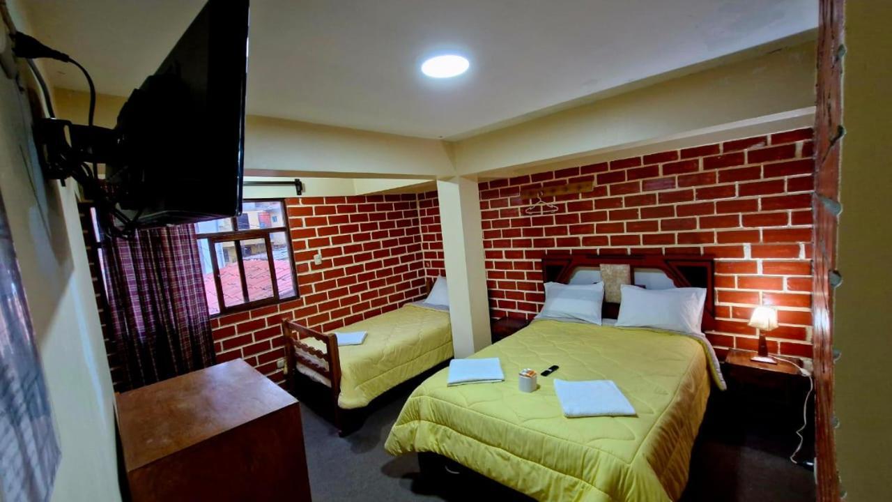 Mirador Backpackers B&B Уарас Экстерьер фото