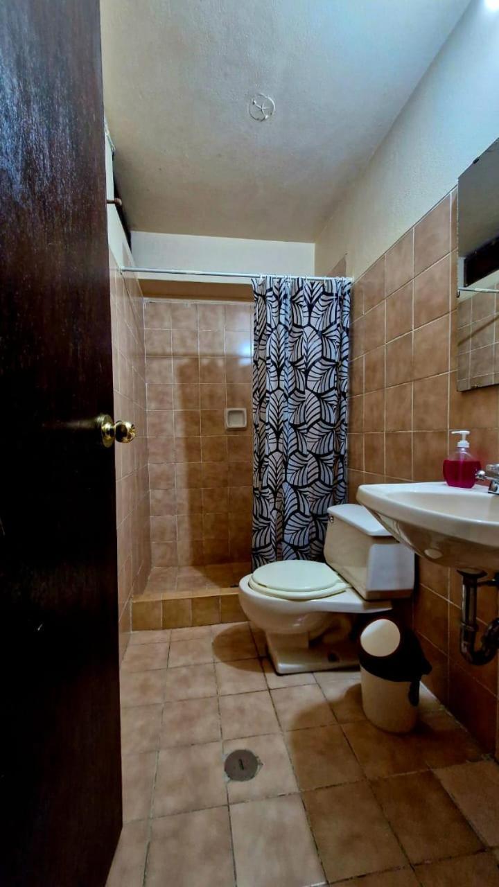 Mirador Backpackers B&B Уарас Экстерьер фото