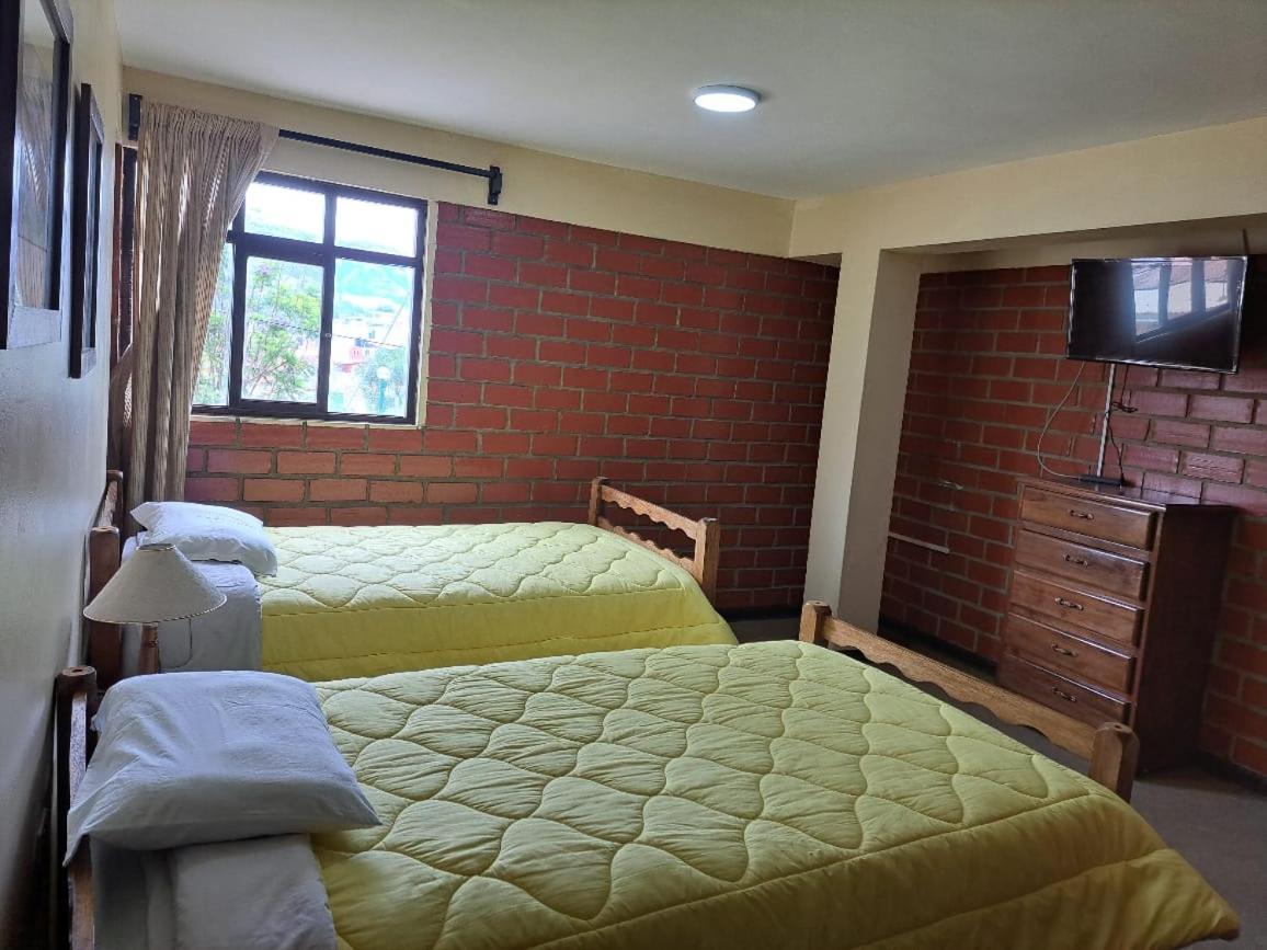 Mirador Backpackers B&B Уарас Экстерьер фото